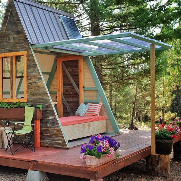 tiny-cabin-a-frame-montana